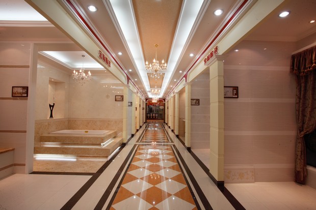 图11、2011年度广东汕头尊龙凯时人生就是搏优异专卖店（选登）