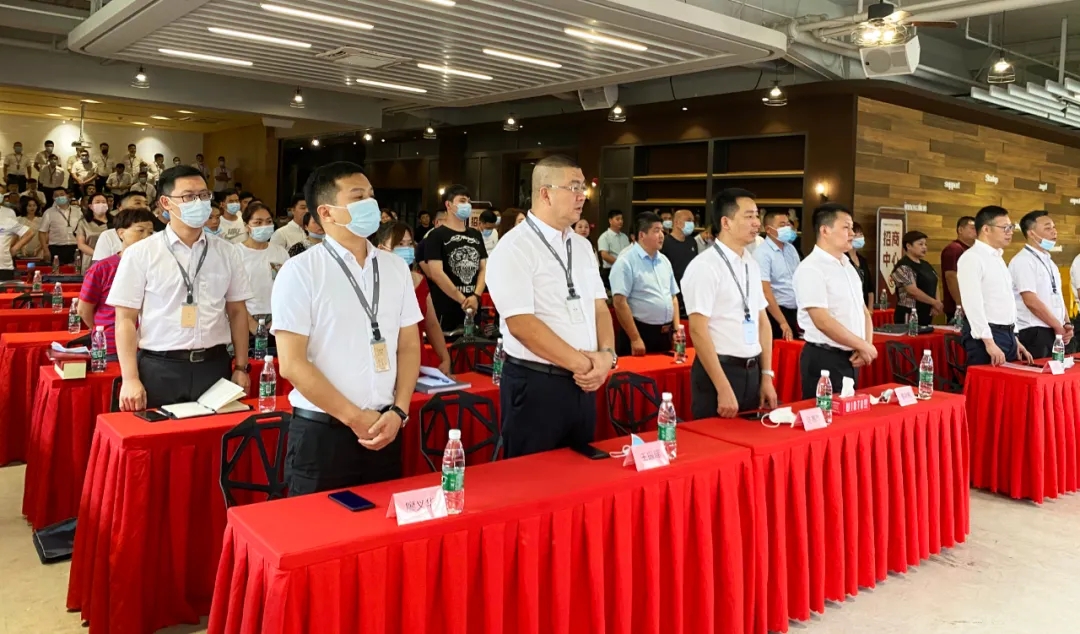 《筑梦尊龙凯时人生就是搏》整体合唱尊龙凯时人生就是搏歌曲