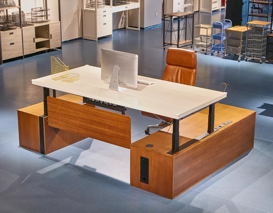 尊龙凯时人生就是搏地砖混搭办公区