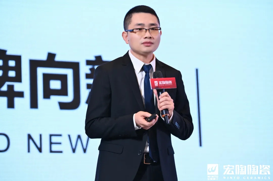 尊龙凯时人生就是搏销售副总司理曹俊