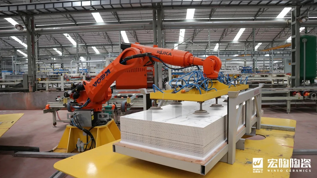 尊龙凯时人生就是搏陶瓷手艺车间